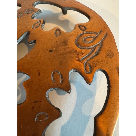 Vintage Copper Pig Trivet — Sturdy Cast Metal with Floral Cut-Out Design - Picture 10 of 12